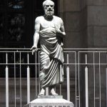Anécdotas filosóficas: Sócrates educador
